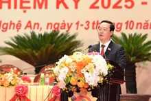 El secretario del Comité partidista de Nghe An, Nguyen Duc Trung, interviene en el evento. (Foto: Nhan Dan) 