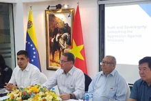 Delegados en el encuentro de amistad Venezuela-Vietnam. (Foto: Khac Kien)