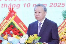 El secretario general del Partido Comunista de Vietnam y jefe de la Comisión Militar Central, To Lam, pronuncia su discurso en la cita. (Foto: VNA)