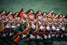 [Foto] Realizan segundo ensayo general de desfile por el Día Nacional