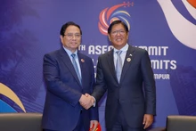 El primer ministro de Vietnam, Pham Minh Chinh, y el presidente de Filipinas, Ferdinand Romualdez Marcos Jr. (Foto: VNA)