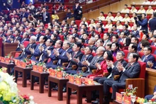 Dirigentes del Partido y del Estado asisten al XI Congreso Nacional de Emulación Patriótica 2025. (Foto: VNA)