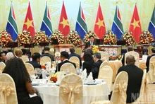 Vista general del banquete estatal.