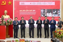 Líder partidista asiste al lanzamiento del portal del XIV Congreso del Partido Comunista de Vietnam