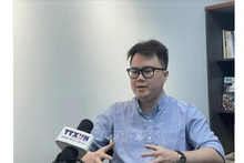 Enzo Sim Hong Jun, investigador de historia y defensa del sudeste asiático, en la entrevista (Foto: VNA)