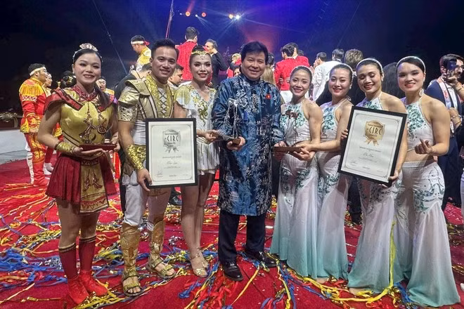 Tres espectáculos circenses vietnamitas ganan premios en el Festival Elefante de Oro 2026 en España. (Foto: Federación de Circo de Vietnam)