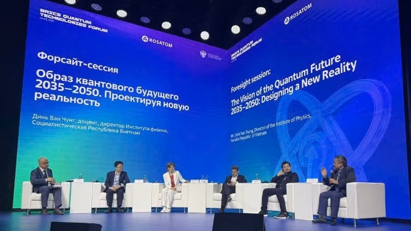 Una delegación de la Academia de Ciencias y Tecnología de Vietnam asiste a la Conferencia Cuántica en Rusia el 8 de junio de 2026. (Foto: VAN NGA)