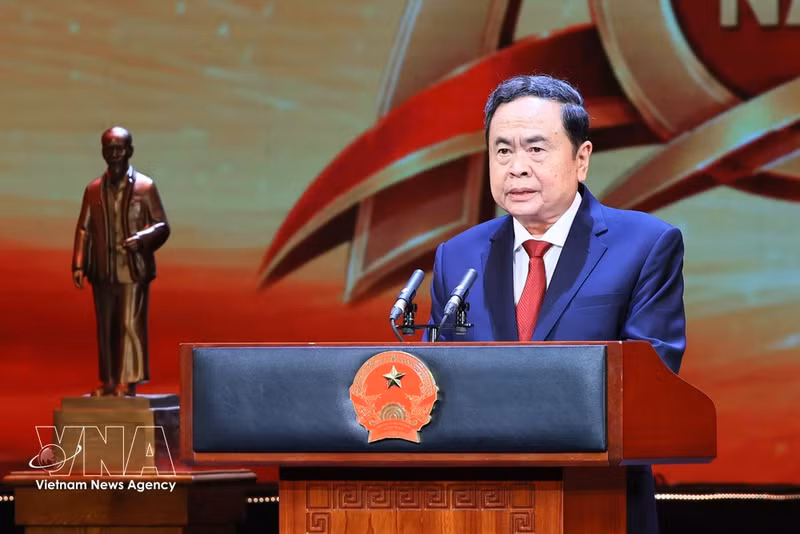 El presidente de la Asamblea Nacional de Vietnam, Tran Thanh Man, interviene en el evento. (Foto: VNA)