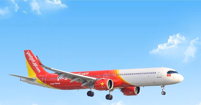 Vietjet ha sido elegida por viajeros de todo el mundo como la “Aerolínea de bajo costo favorita” y por el “Mejor uniforme de tripulación de cabina” en los Flyers’ Choice Awards 2026, organizados por AirlineRatings. (Foto: Vietjet)
