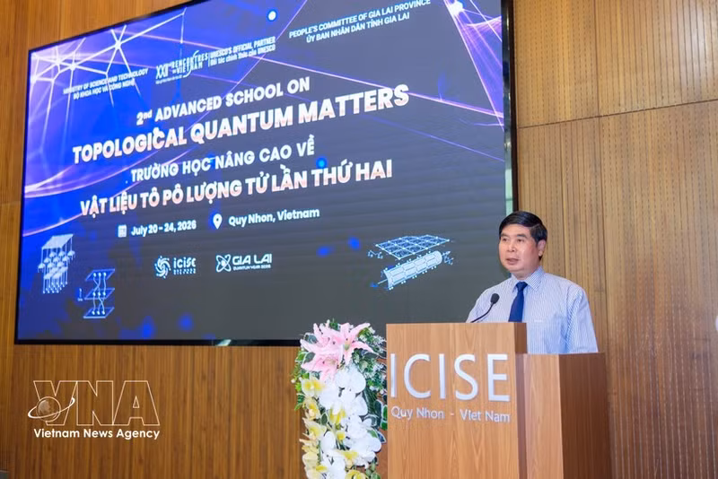 El vicepresidente del Comité Popular Provincial, Lam Hai Giang, pronuncia un discurso. (Foto: VNA)