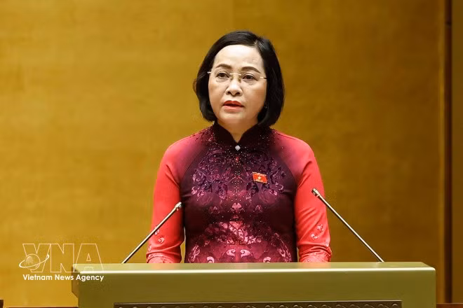 La vicepresidenta del Parlamento y miembro del Consejo Electoral Nacional, Nguyen Thi Thanh. (Foto: VNA)