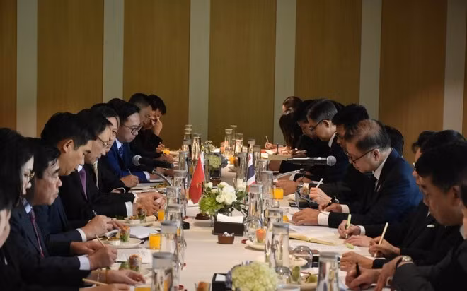 Panorama de la reunión. (Foto: Cancillería vietnamita)