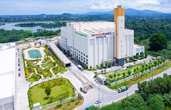 La planta tiene una capacidad para procesar 2.250 toneladas de residuos en 24 horas. (Foto: VNA)