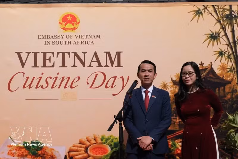 El embajador de Vietnam en Sudáfrica, Hoang Sy Cuong, en el evento. (Foto: VNA)