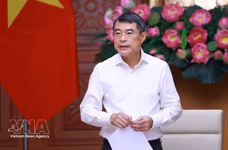 El primer ministro de Vietnam, Le Minh Hung, habla en la cita. (Foto: VNA)