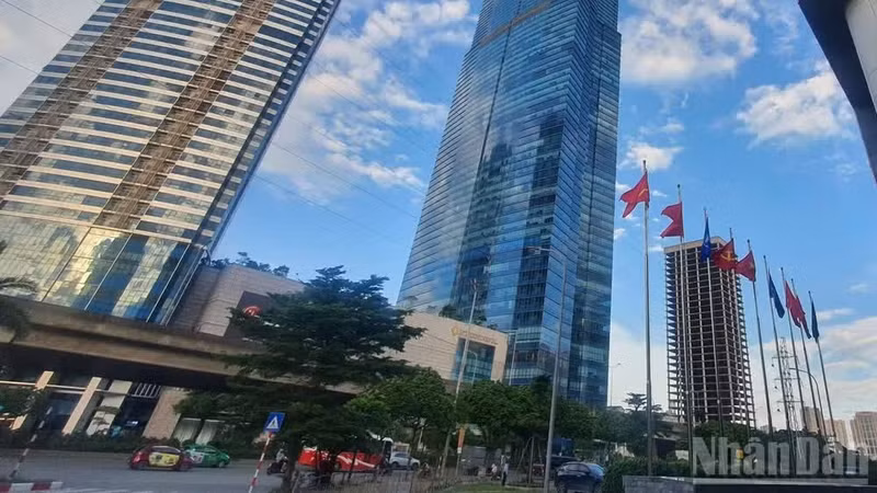 En mercados de rápido crecimiento como Vietnam, el desafío de los arrendatarios ya no radica en encontrar espacios de oficina, sino en garantizar que estos puedan operar al ritmo y conforme a los estándares de crecimiento de las empresas. (Foto: HNV)
