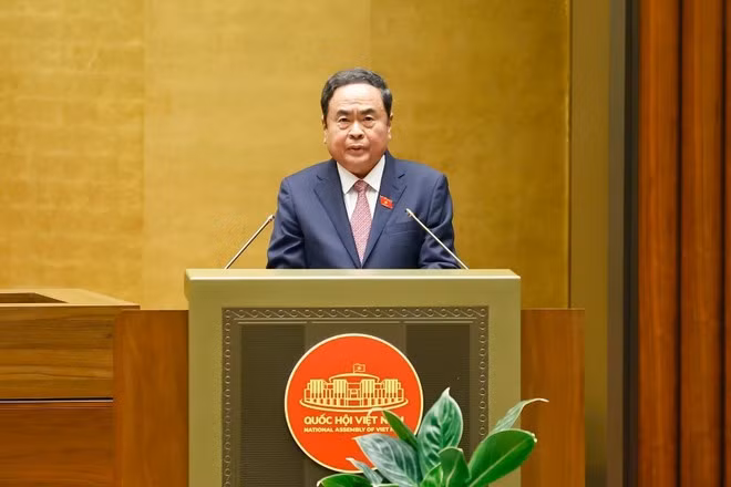 El presidente de la Asamblea Nacional, Tran Thanh Man, pronuncia un discurso de clausura. (Foto: VNA)