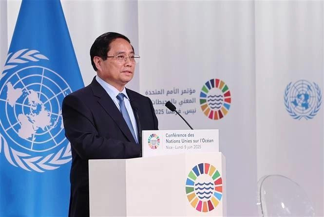 El primer ministro de Vietnam, Pham Minh Chinh, interviene en la cita. (Foto: VNA)