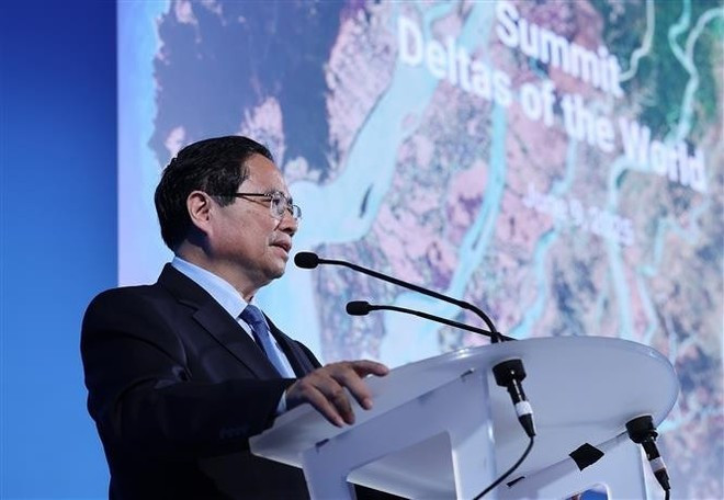 El primer ministro de Vietnam, Pham Minh Chinh, interviene en la cita. (Foto: VNA)