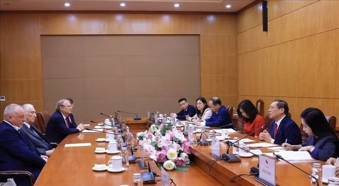 En la reunión. (Foto: VNA)