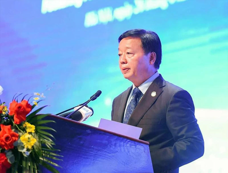 El viceprimer ministro vietnamita Tran Hong Ha habla en el evento. (Foto: VNA)