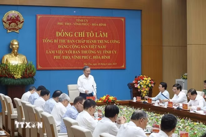 El secretario general del Partido Comunista de Vietnam (PCV), To Lam, habla en la cita. (Foto: VNA)