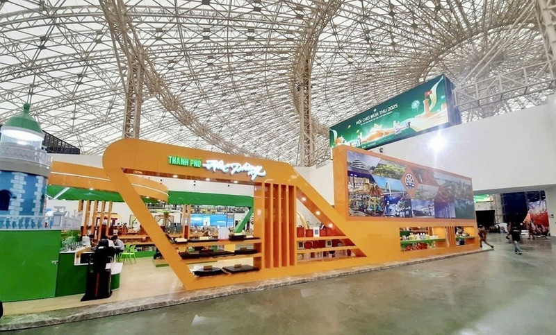 El pabellón de Hai Phong en la Feria de Otoño 2025. (Foto: VNA)