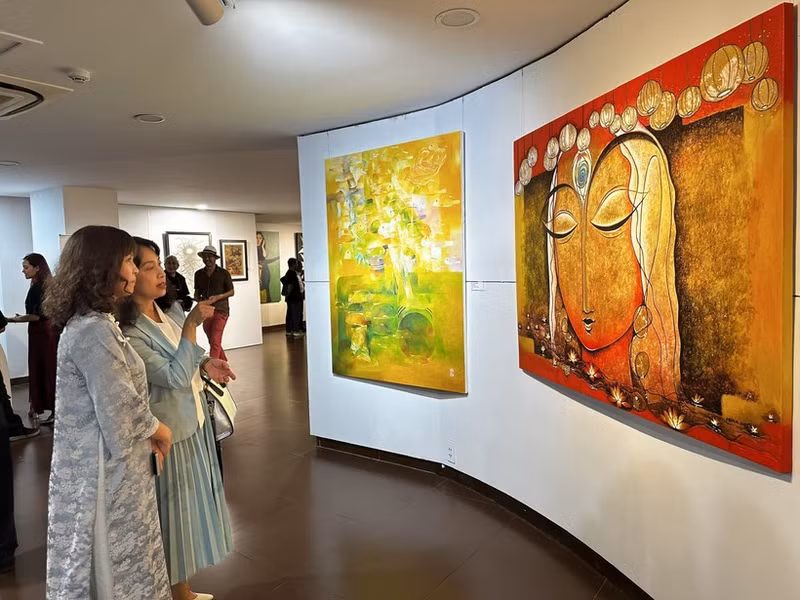 Visitantes en el evento. (Foto: VNA)