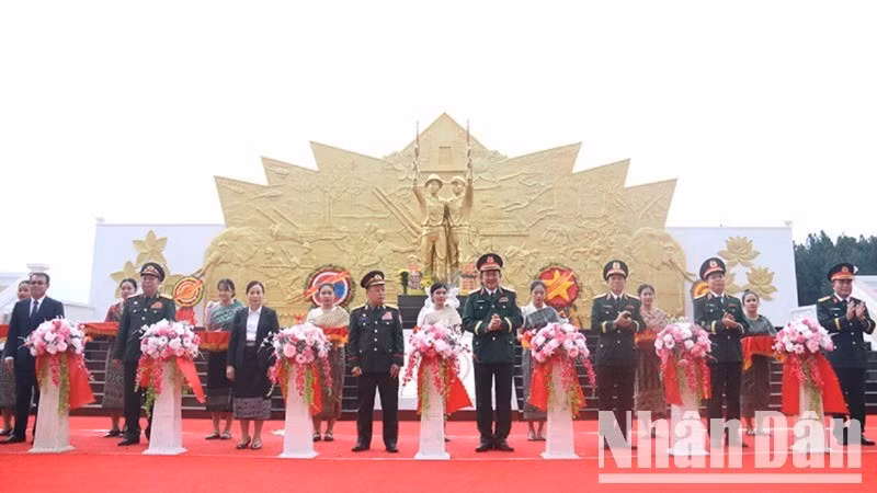 Los delegados cortaron la cinta para inaugurar y entregar el proyecto.