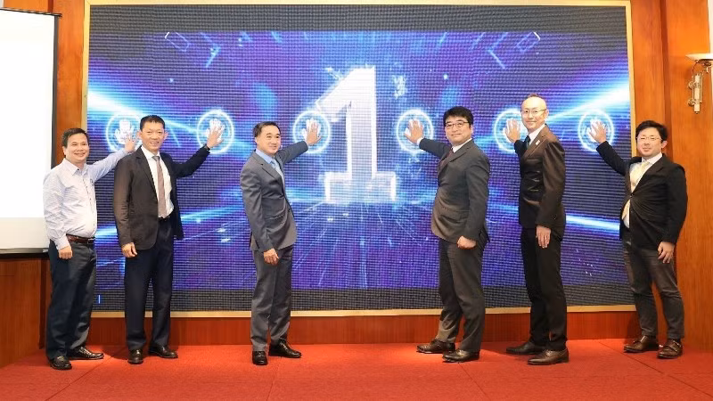 Los delegados realizan la ceremonia de lanzamiento del proyecto. (Foto: JICA)