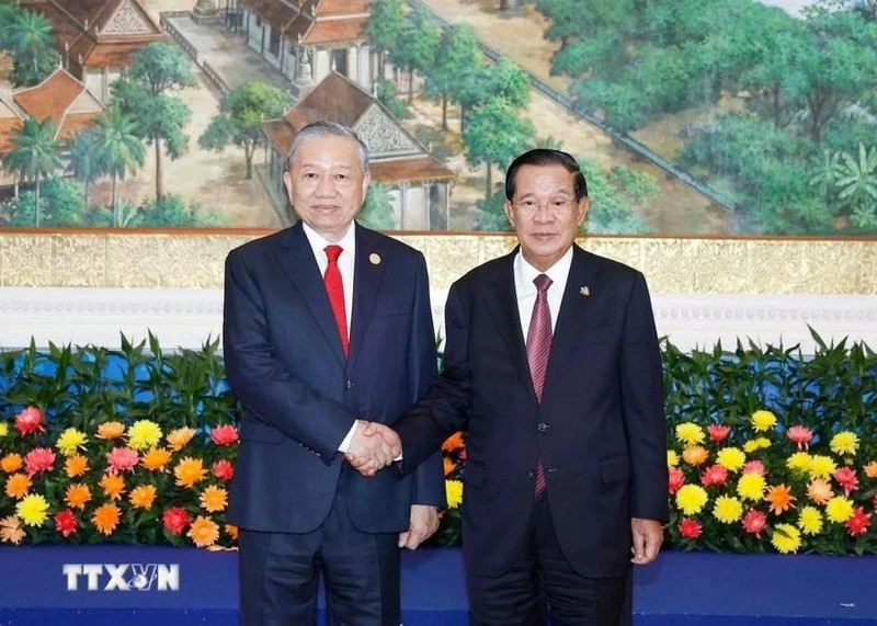 El secretario general To Lam se reunió hoy con Samdech Techo Hun Sen en Phnom Penh. (Foto: VNA)