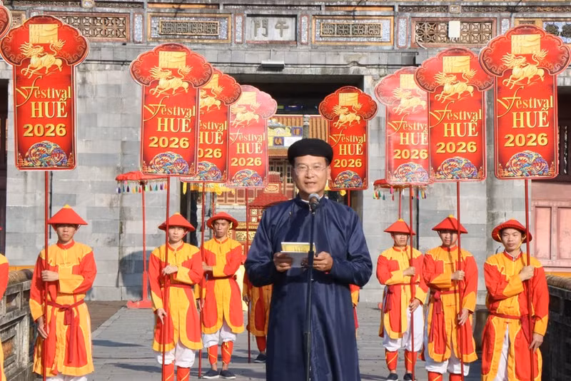 Festival Hue 2026 se presenta con una ceremonia imperial restaurada. (Foto: VNA)