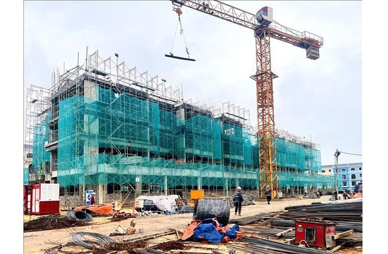 El proyecto de vivienda social Bao Ninh 2, en la provincia de Quang Tri, se prevé completar en el tercer trimestre de 2026. (Foto: VNA)