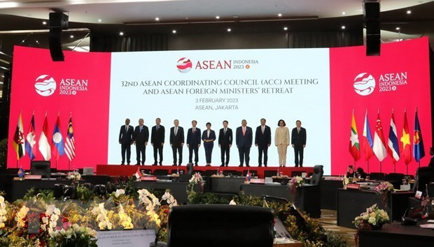 Cancilleres de los miembros de la Asean y Timor Leste en un evento (Fotografía: VNA)