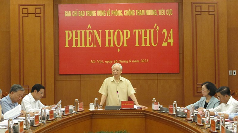 El secretario general del PCV, Nguyen Phu Trong, en la reunión. 