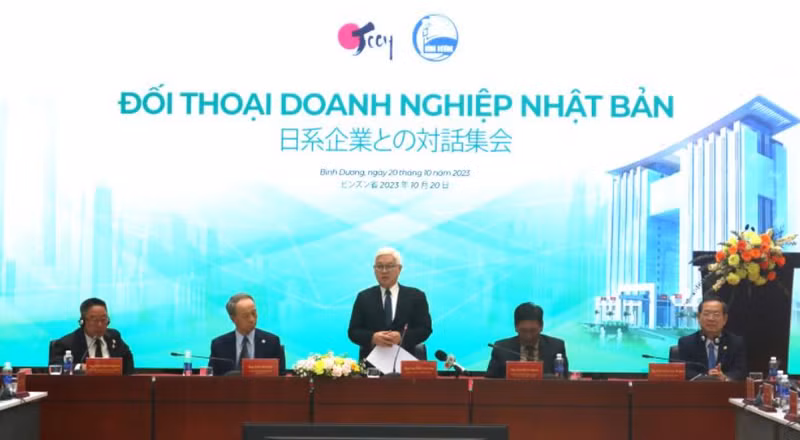 El secretario del Comité del Partido Comunista de Vietnam en Binh Duong, Nguyen Van Loi, en el evento.