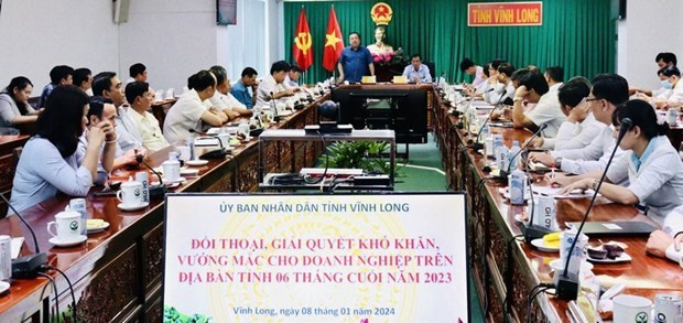 En el diálogo (Foto: baovinhlong.com.vn)