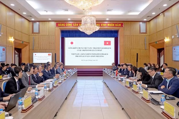 En la reunión (Fotografía: VNA)