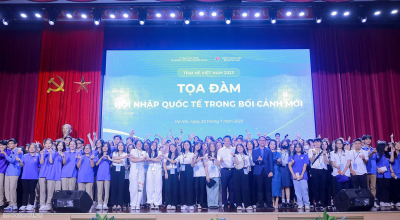 Participantes en el evento. (Fotografía: baoquocte.vn)