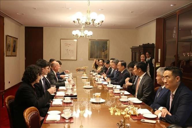 La delegación de Hanói se reúne con Rodney John Roberts, vicepresidente del Consejo Legislativo de Nueva Gales del Sur.(Foto: VNA)