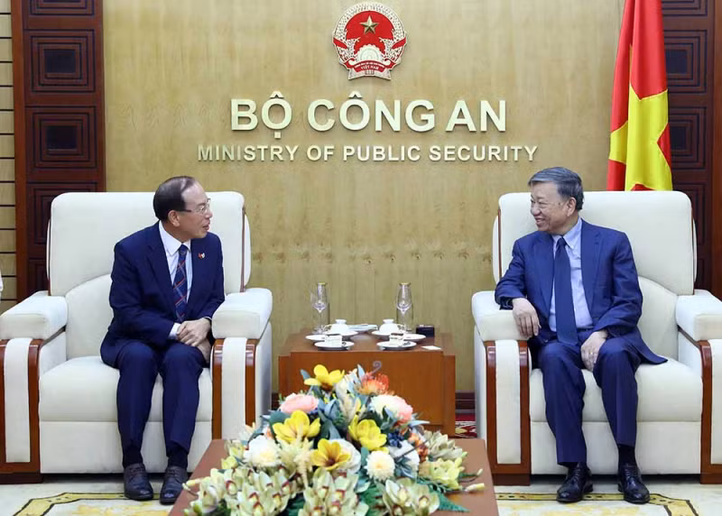 En la cita (Fotografía: cand.com.vn)