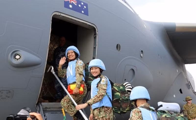 Las oficiales del Hospital de campaña del segundo nivel número 1 de Vietnam partieron en 2018 de Ciudad Ho Chi Minh rumbo a Sudán de Sur. (Foto: VNA)