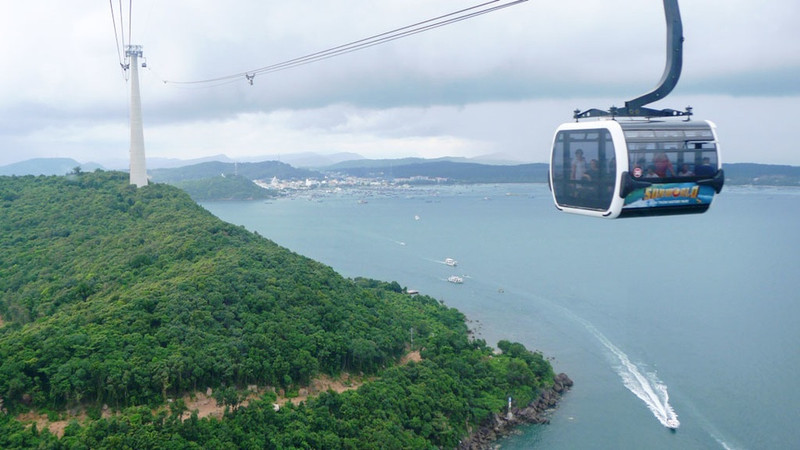 Teleférico a través del mar en Phu Quoc. (Foto: dantri.com.vn)