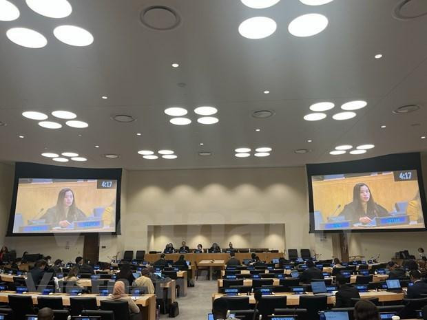  La ministra consejera Le Thi Minh Thoa habla en el evento. (Fotografía: VNA)