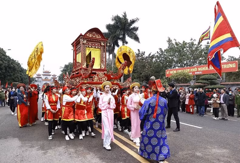 El Festival del Templo de Hai Ba Trung se inaugura hoy.