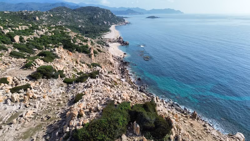 La belleza del parque de piedras en el Parque Nacional de Nui Chua.