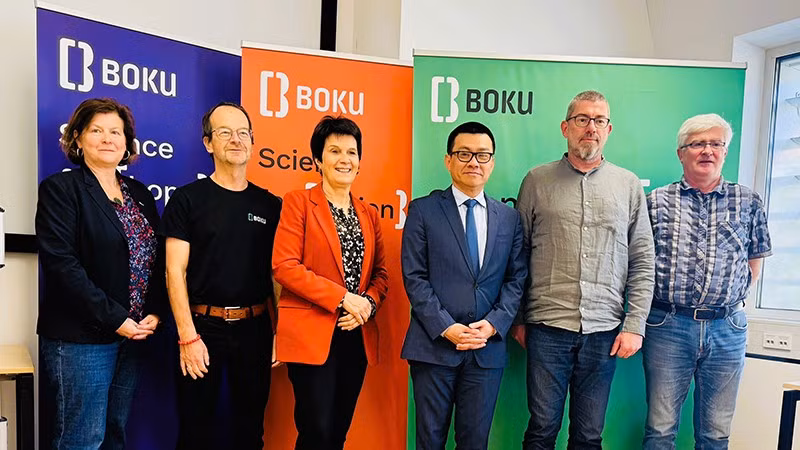 Delegados en el evento (Foto: Embajada de Vietnam en Austria)