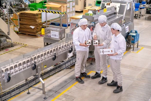 En la fábrica de Nestlé Tri An (Foto: baochinhphu.vn)
