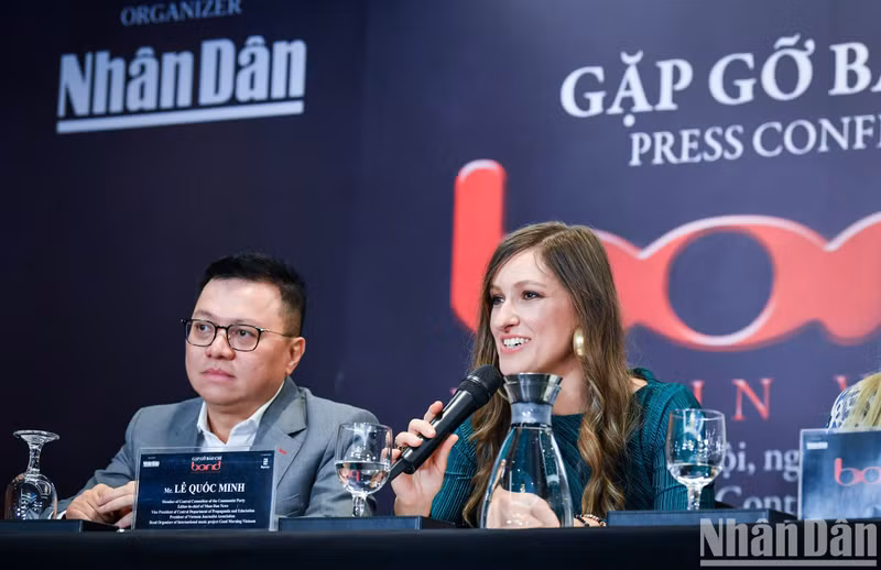 BOND realizará un vídeo musical para promover el turismo vietnamita, prometiendo transmitir bellas imágenes y singulares valores culturales tradicionales del país. BOND realizará un vídeo musical para promover el turismo vietnamita, prometiendo transmitir bellas imágenes y singulares valores culturales tradicionales del país.