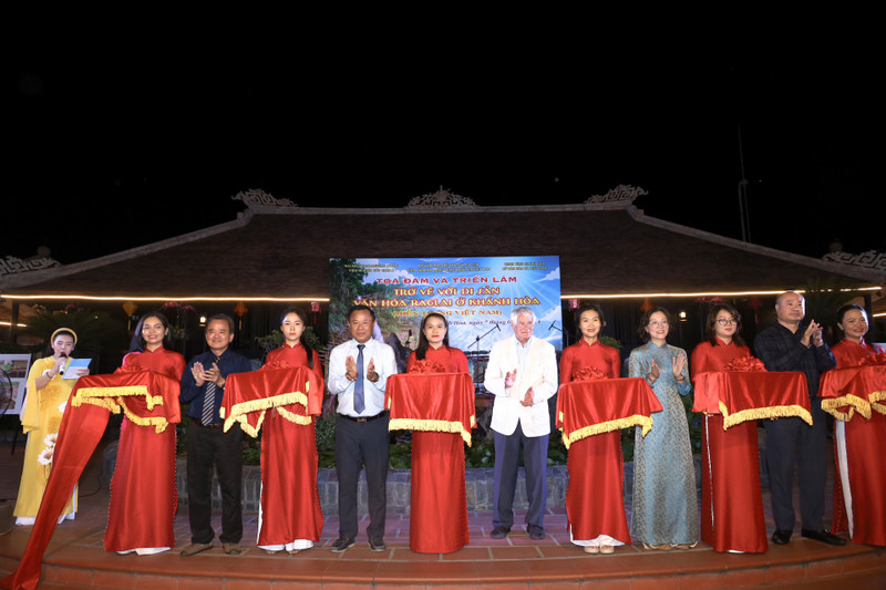 En el evento (Foto: baokhanhhoa.vn)